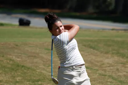 Junior Natalie Sheary made 16-straight pars to open her round on Thursday.