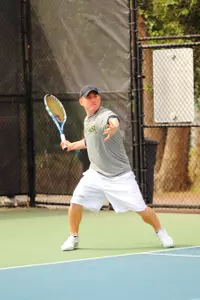 Jonathan Wolff earned his first win at No. 1 singles