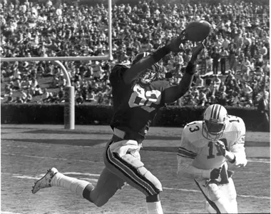 Wayne Baumgardner totaled a then-school record 159 receiving yards in the game.