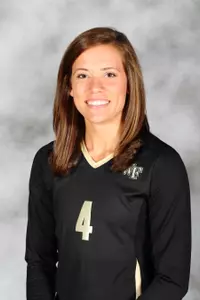 Junior middle blocker Andrea Beck