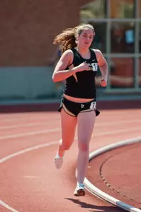 Senior Molly Binder placed fifth overall in the 1,000m run with a personal-best time of 2:58.14 on Friday evening.