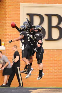 Terence Davis caught a TD pass from Tanner Price last season