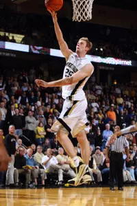 Over the final three games of the season, Nikita Mescheriakov averaged 15.3 points and 3.0 assists per game.