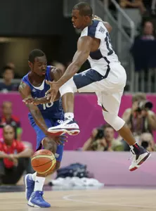 Chris Paul and the U.S. are 2-0 with wins over France and Tunisia. (AP Photo)