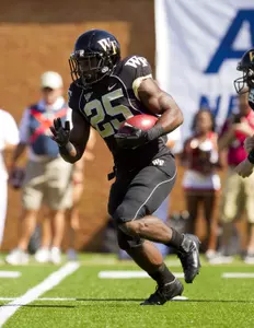 Josh Harris had 136 yards rushing against the Seminoles last season.