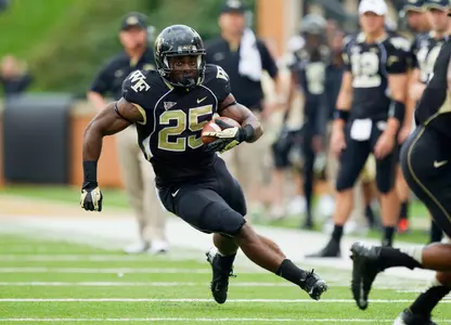 Josh Harris ran for 129 yards and two touchdowns in the win