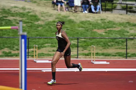 Nyki Caldwell finished with a mark of 1.70m in the high jump