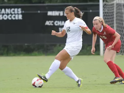 Katie Stengel was named to Top Drawer Soccer's National Team of the Week