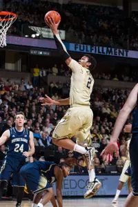 Devin Thomas scored 21 points on 10-of-11 shooting