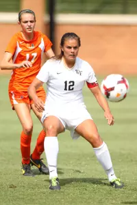Katie Stengel and teammate Aubrey Bledsoe will play for the LA Blues