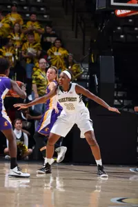 Milan Quinn grabbed four rebounds in the win over Charlotte on Friday.