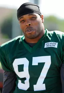 12-year NFL veteran Calvin Pace will be inducted into the Wake Forest Sports Hall of Fame on Oct. 17.