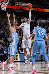 Devin Thomas earned his third-straight double-double.