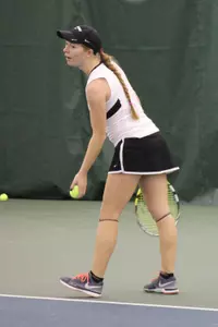 Luisa Fernandez finished 4-0 during the doubleheader