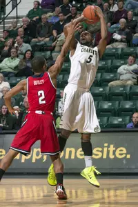 Wake Forest adds Charlotte transfer guard Keyshawn Woods