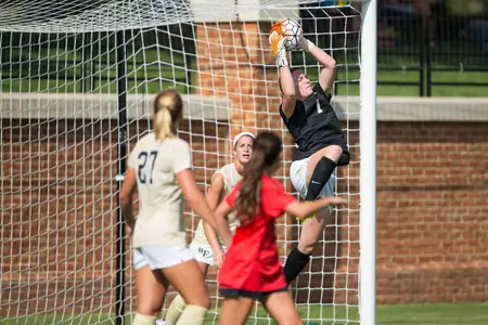 Lindsay Preston made nine saves.