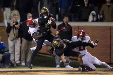Essang Bassey interception vs. NC State, 2017