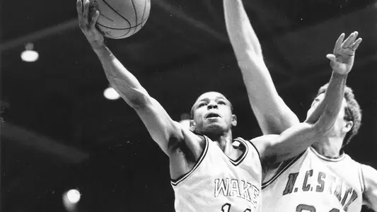 Muggsy Bogues