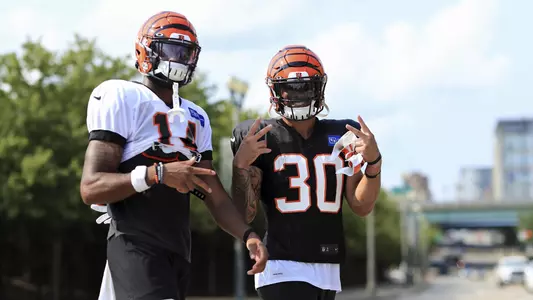 Scotty Washington, Jessie Bates III