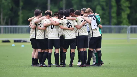 Team Huddle Elite Eight 2020