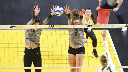 NCAA WOMENS VOLLEYBALL