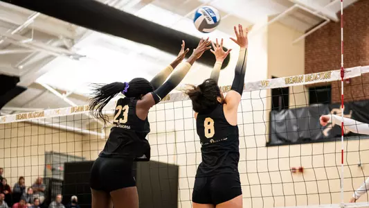 Emmy Ogogor and Andrea Fuentes