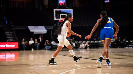 Jewel Spear vs. Pitt