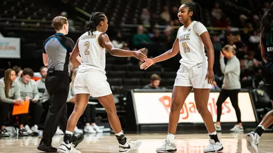 Raegyn Conley and Kaia Harrison