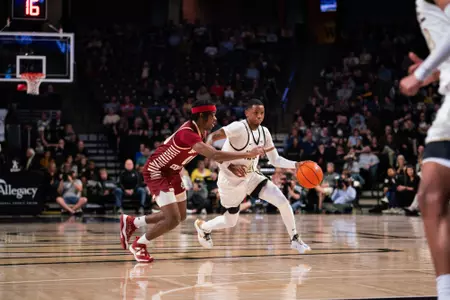 Daivien Williamson