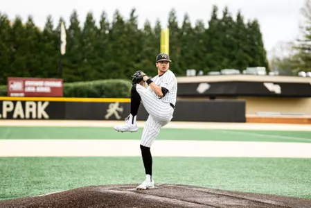 Chase Burns