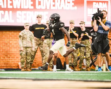 Demond Claiborne touchdown