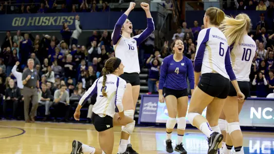 Huskies Return To Regionals And Los Angeles