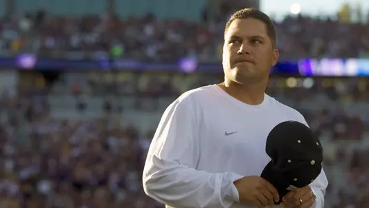 Tui Meets Immediate Huskies Need: Normalcy