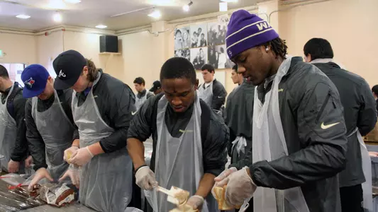 UW Spends Christmas Giving Instead Of Receiving