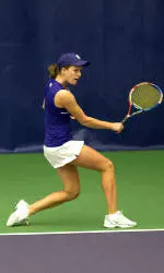 Shimizu Wins Again But Huskies Fall To No. 9 Cal