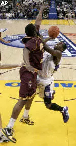 Huskies Fall to Sun Devils in Pac-10 Semis