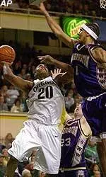 Washington Wins Overtime Thriller Over Oregon, 72-71