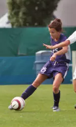 UW Women Drop 1-0 Decision at No. 15 Stanford