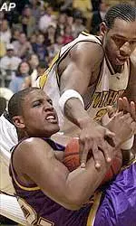 Huskies Down Florida International In Final Seconds