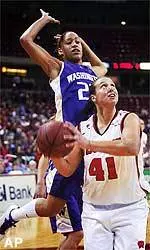 Women's Basketball Falls To Santa Clara, 71-56