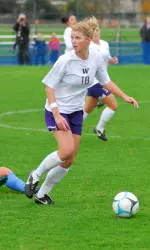 Huskies Fall To No. 3 Bruins, 4-0