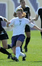 Robison's Golden Goal Gives Huskies 2-1 Victory