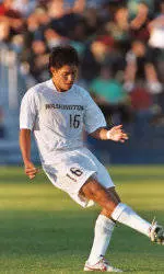 Huskies Edged By Portland 2-1