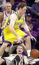 UW Men Conclude Basketball Season This Week at Home