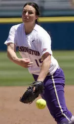 Freshmen Power UW To 3-1 Win In WCWS Opener