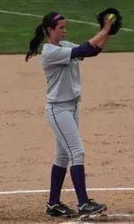 Huskies Drop Series To Beavers