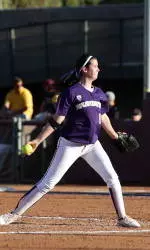 UW Picks Up Two Wins Over Ranked Teams