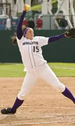 Charters' Walk-Off Blast Gives UW Weekend Sweep