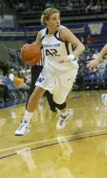 Top-Ranked UConn Tops UW in Caribbean Classic