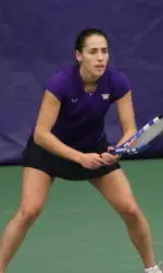 Huskies Get Big Road Win At Long Beach State